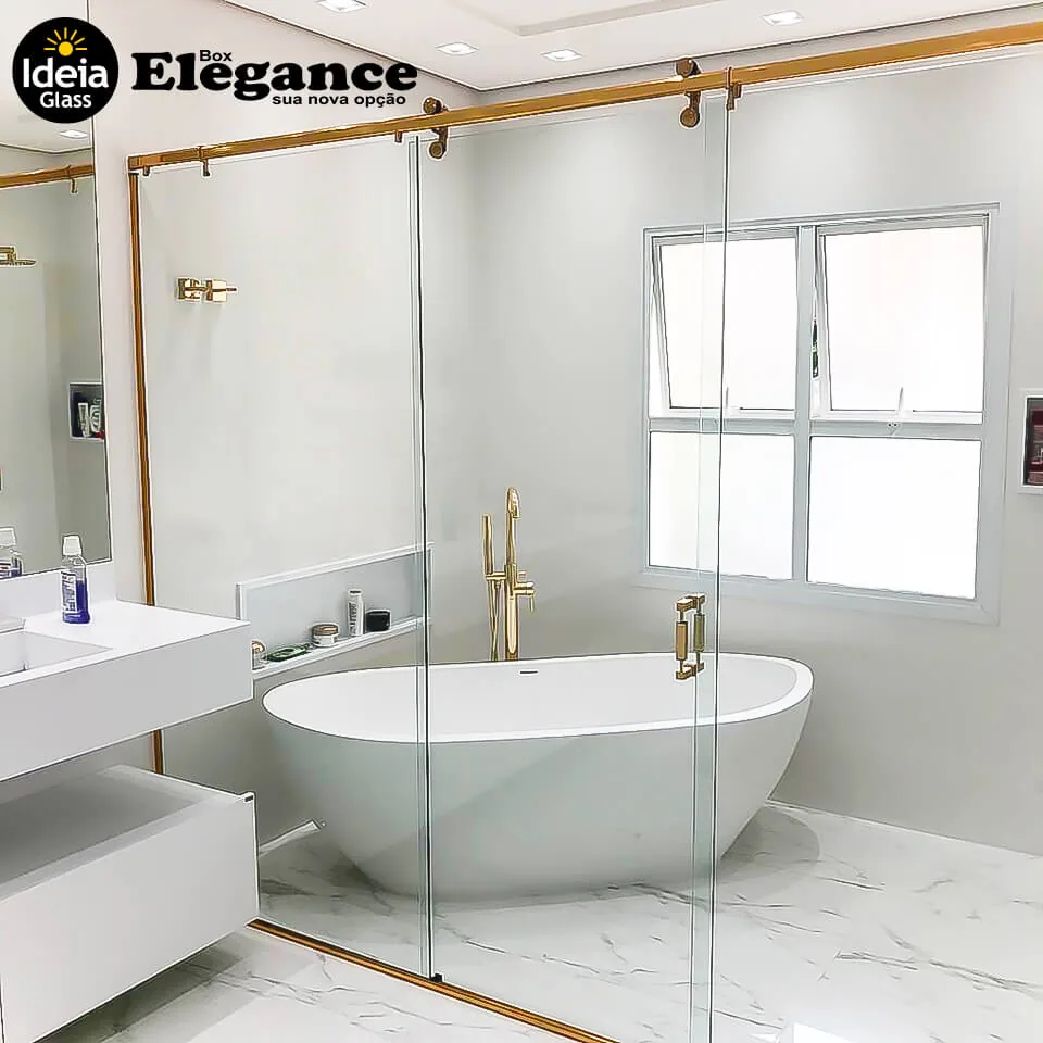 Box Elegance Incolor instalado em Belém — projeto Fast Vidro 2