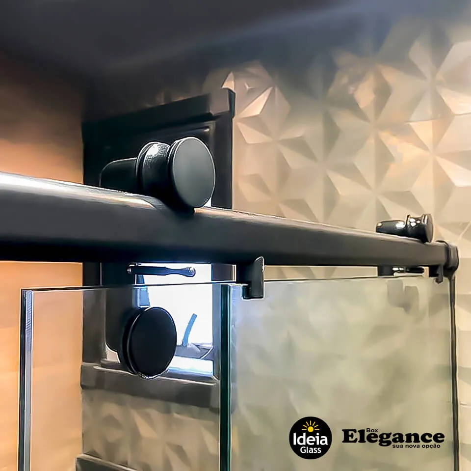 Box Elegance Incolor instalado em Belém — projeto Fast Vidro 3